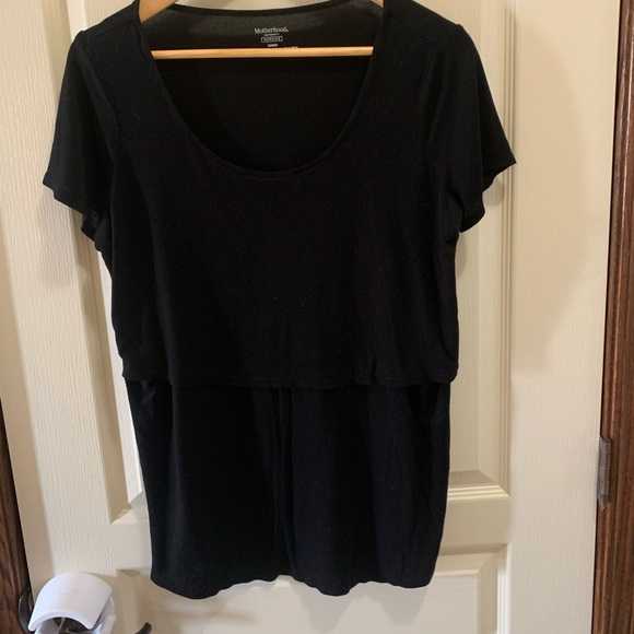Motherhood Maternity Tops - Motherhood Maternity nursing T-shirt